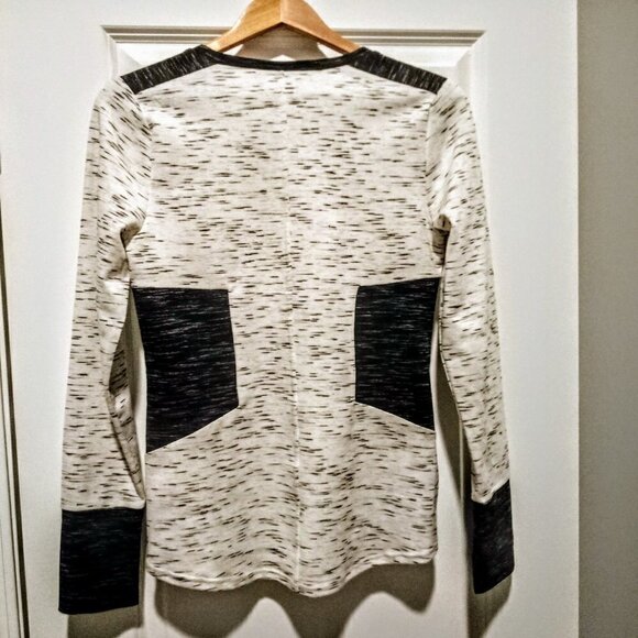 Rachel Roy B&W Heather Pattern Color Block LS Top - Picture 2 of 6